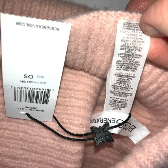 BCBGeneration Scarf & Hat Set Pink Blush‎ NWT OSFM - Picture 8 of 8